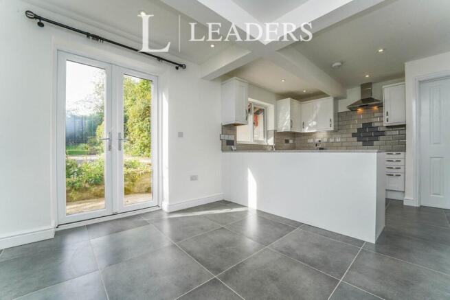 Kitchen/Breakfast Ro