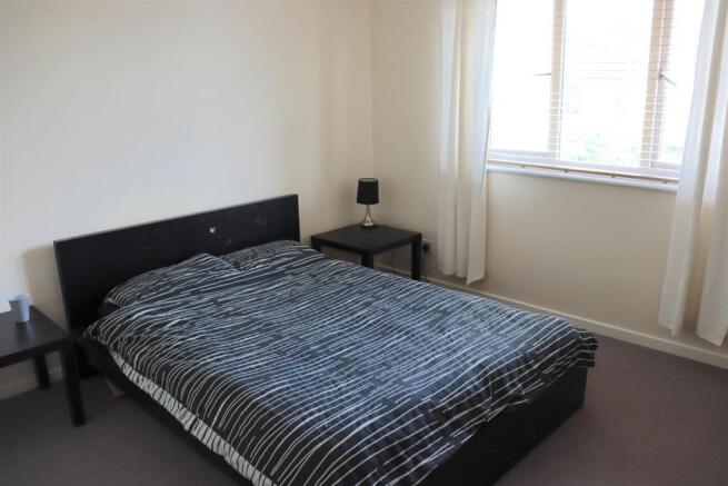 Bedroom 1, with Buil