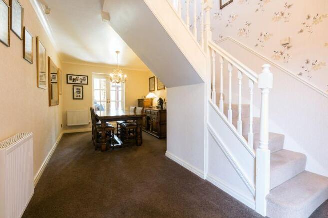 entrance / dining
