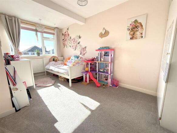 BEDROOM 3
