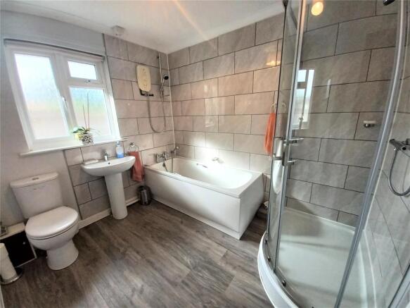 Modern Bathroom