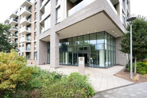 Queenshurst Square, Kingston, Kingston Upon Thames, KT2