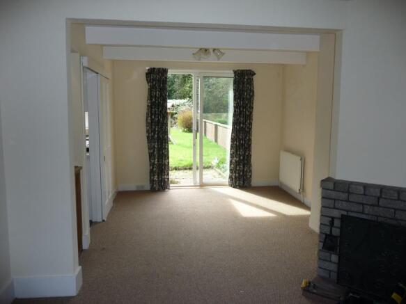 Through Lounge