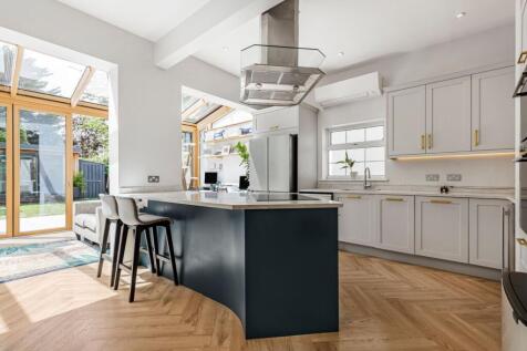Staveley Road, Chiswick, London, W4
