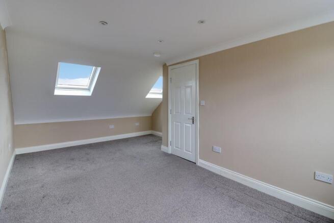 Bedroom 3 (Double)