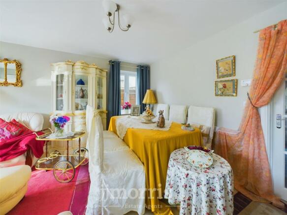 Living/Dining Room