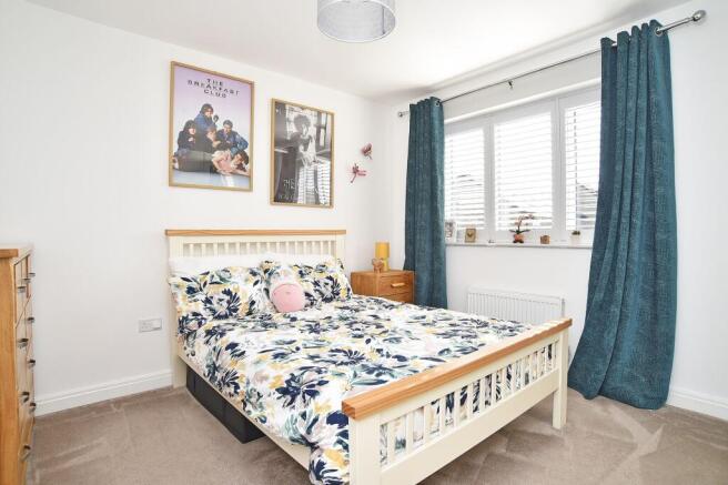 4 bed Detached for sale Image 11