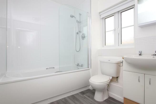 Bathroom.JPG