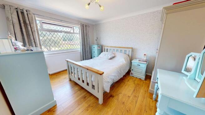 4 bed Detached for sale Image 12