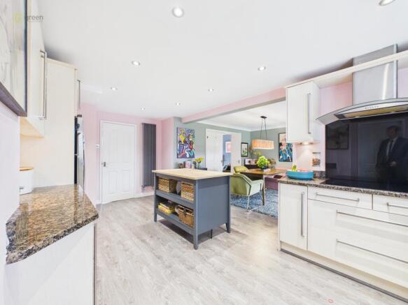 cam04914g0pr0360still010