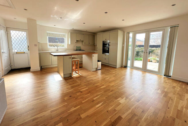 Open Plan Lounge/Diner/Kitchen