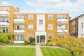 10, 6 Farriers Court, Thornton Hill, London SW19 4HR