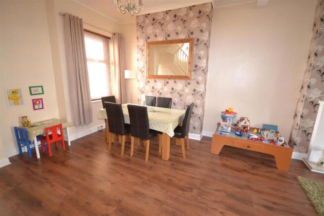 Living/Dining Room