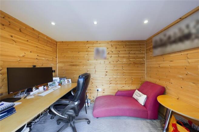 Office/Summer House