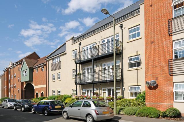 Thames View Apartments