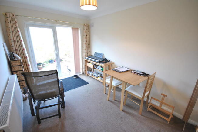 Photo 11
