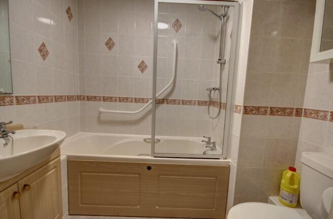 1 bed Apartment for sale Image 5