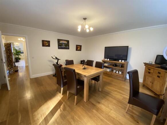 Dining Room.jpeg