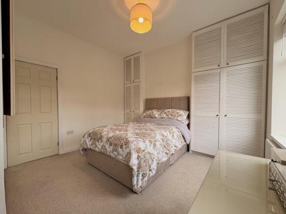 2 bed Terraced for sale Image 9