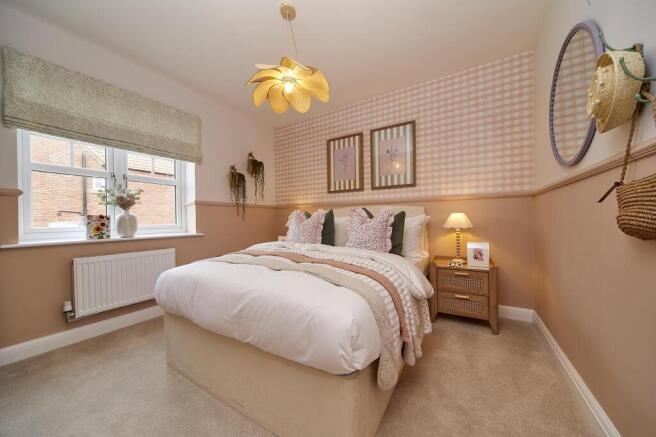 4 bed Detached for sale Image 8