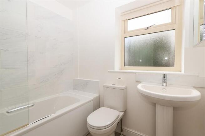 3 bed Link Detached House for sale Image 5