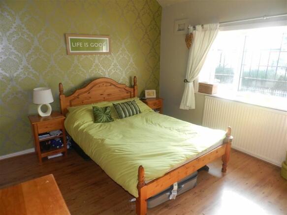 BEDROOM ONE ALTERNAT
