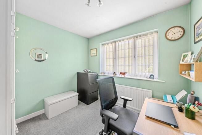 4 bed Detached for sale Image 12
