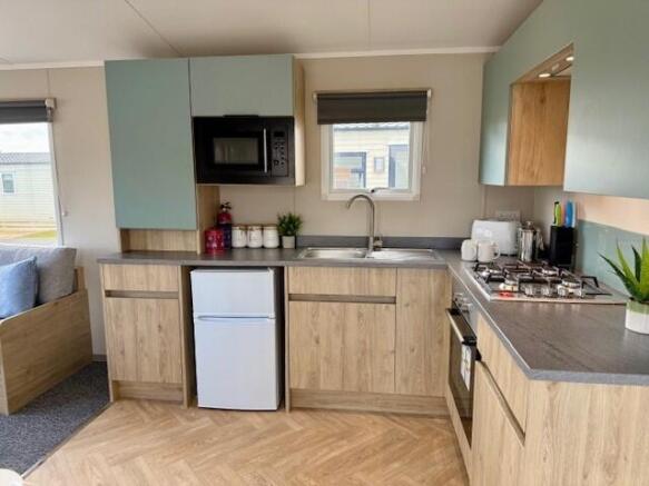 Victory Lifestyle 2024 Car0064011 101056086.jpeg