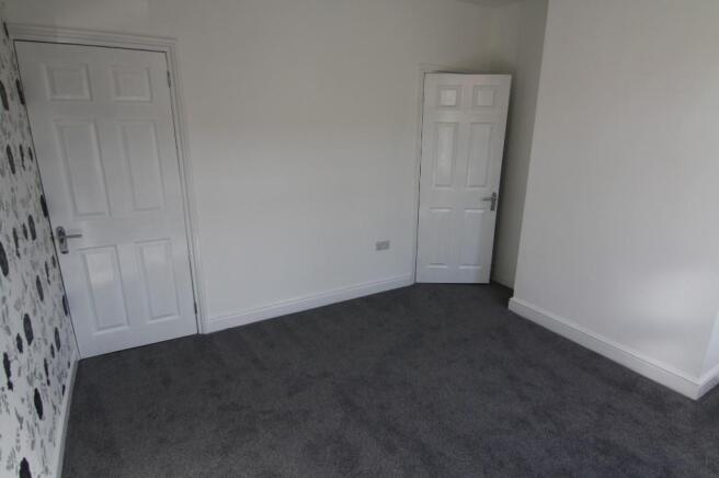 3 bed Terraced to rent Image 11