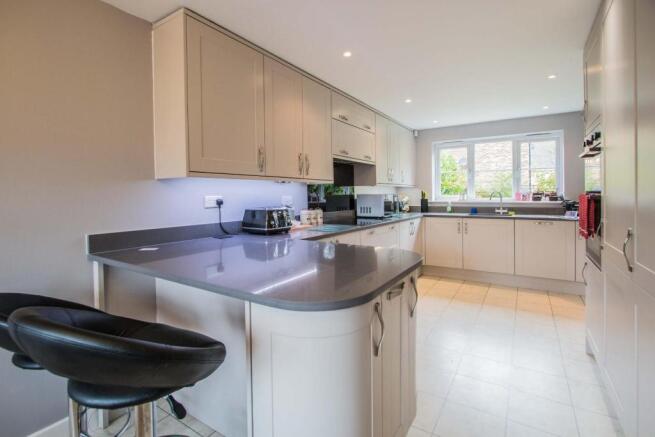 Kitchen..jpg