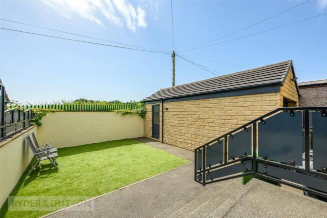 3 bed Detached for sale Image 6
