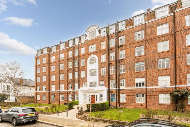 7 Beaumont Court-2.jpg