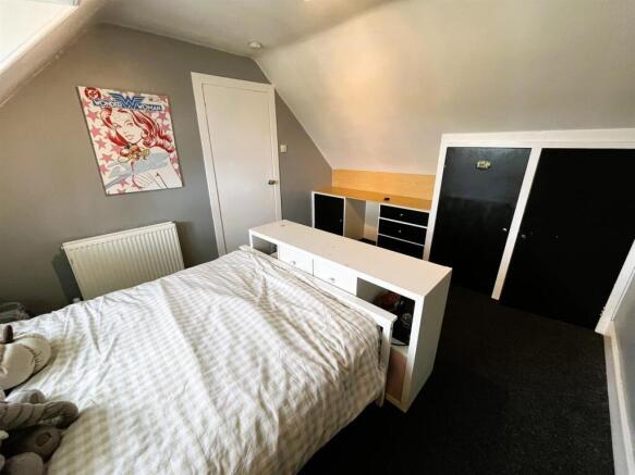 BEDROOM 3