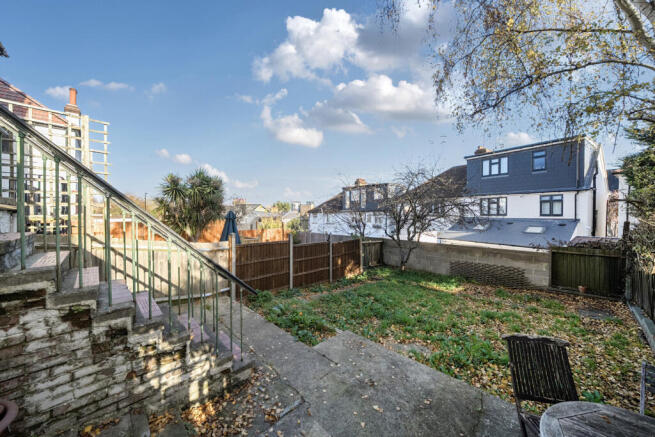 1382646-15-691b08...