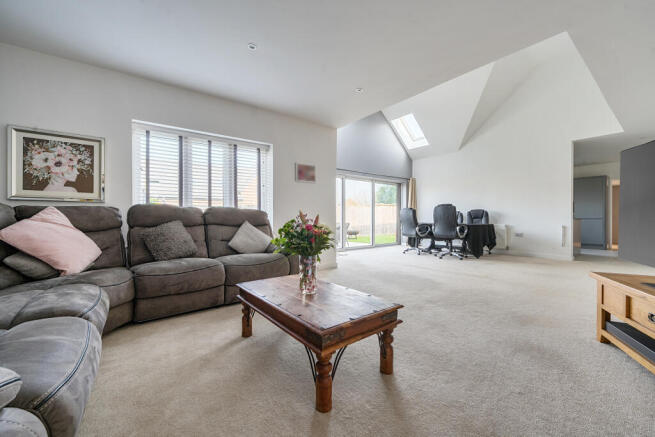 1433226569bd61e24b0f3