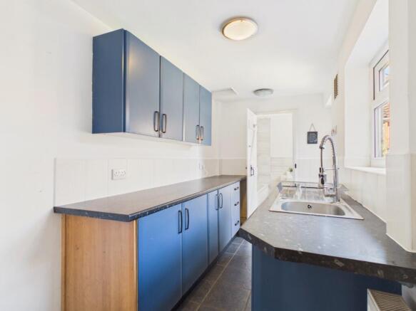 2 bed Terraced for sale Image 5