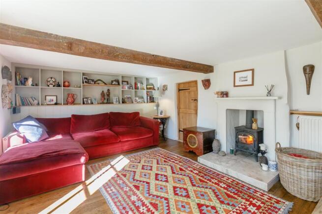 8362256-interior19.jpg