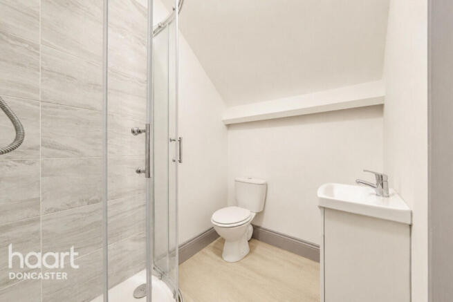 5 bed Terraced for sale Image 4