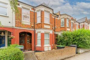 179, Lyndhurst Road, Wood Green, London N22 5AY