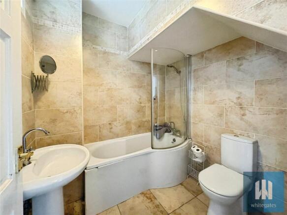 3 bed Terraced for sale Image 5