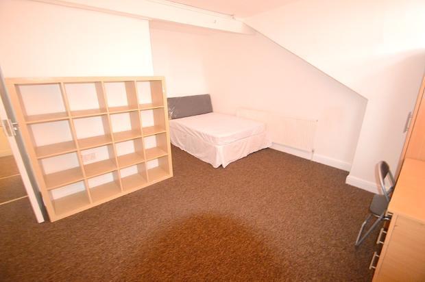 6 bed House Share to rent Image 5