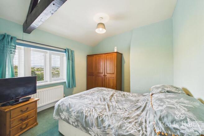 2 bed Terraced for sale Image 7