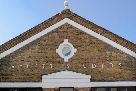 Rylett Crescent, Brackenbury, W12