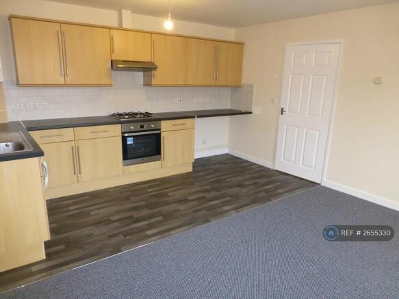 Kitchen / Lounge 2