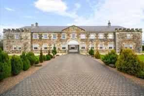1, Knight's Bridge House, Eglinton Country Park, Kilwinning KA13 7QD