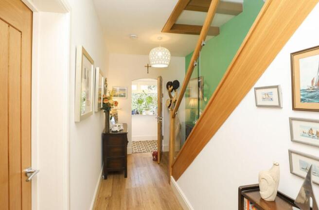 3 bed Detached for sale Image 9