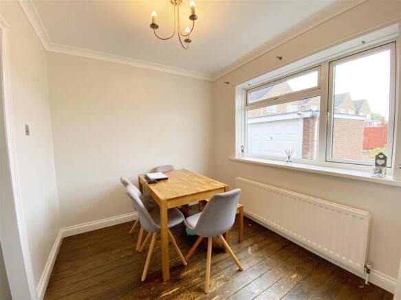 Dining Room 1.jpg