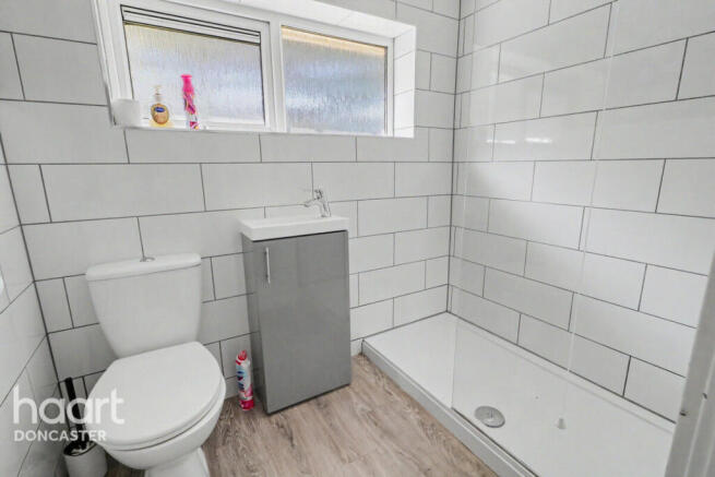 3 bed Semi-Detached for sale Image 12