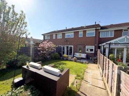 WARTON CLOSE, Bramhall SK7 2NA