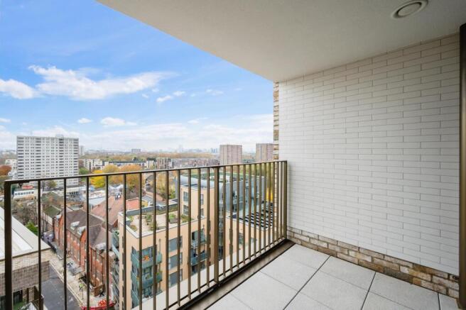1-bed flat on Orwell House, Mile Walk, London, NW6, £450,000